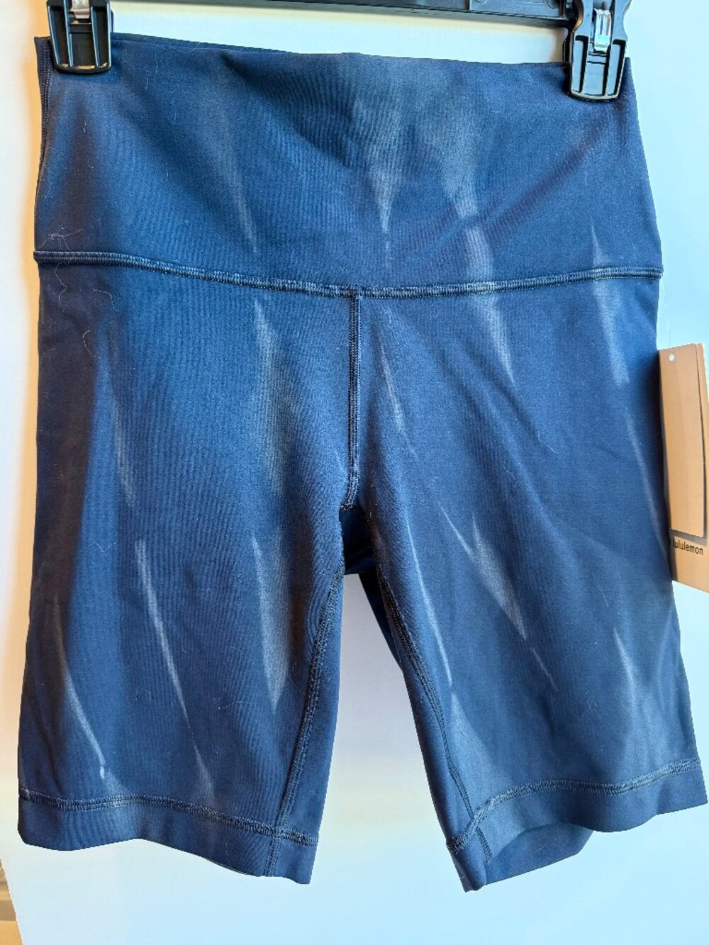 Lululemon Women's Wunder Train High Rise Shorts 8" - Size 6
